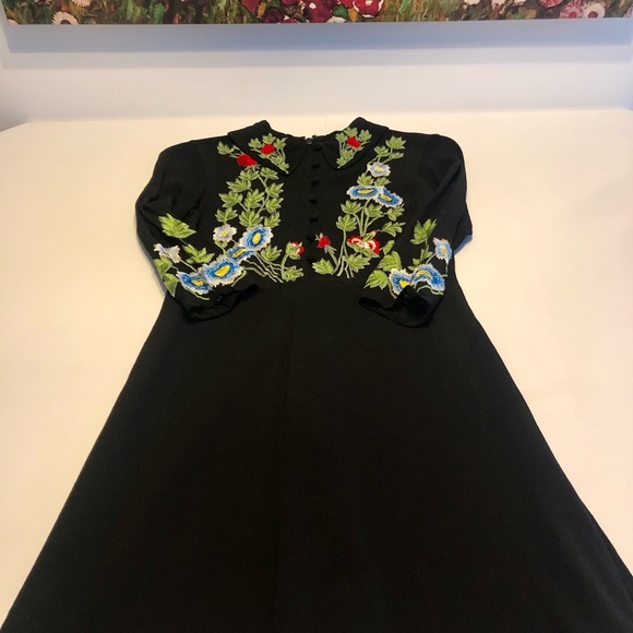 Embroided TopShop dress with a fifties vibe. - Picture 2 of 6